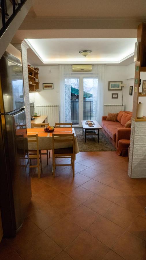 Apartment Akacija Gardens Beograd Ngoại thất bức ảnh