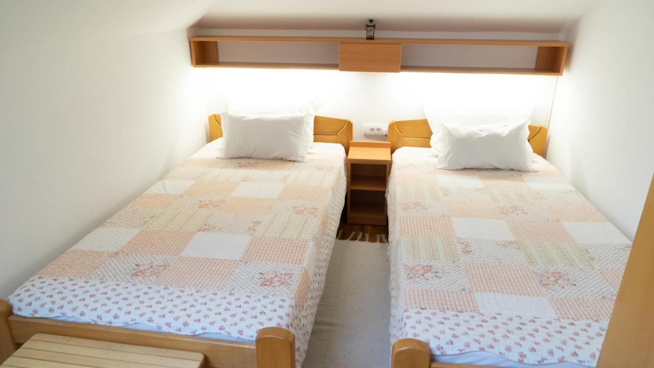 Apartment Akacija Gardens Beograd Ngoại thất bức ảnh