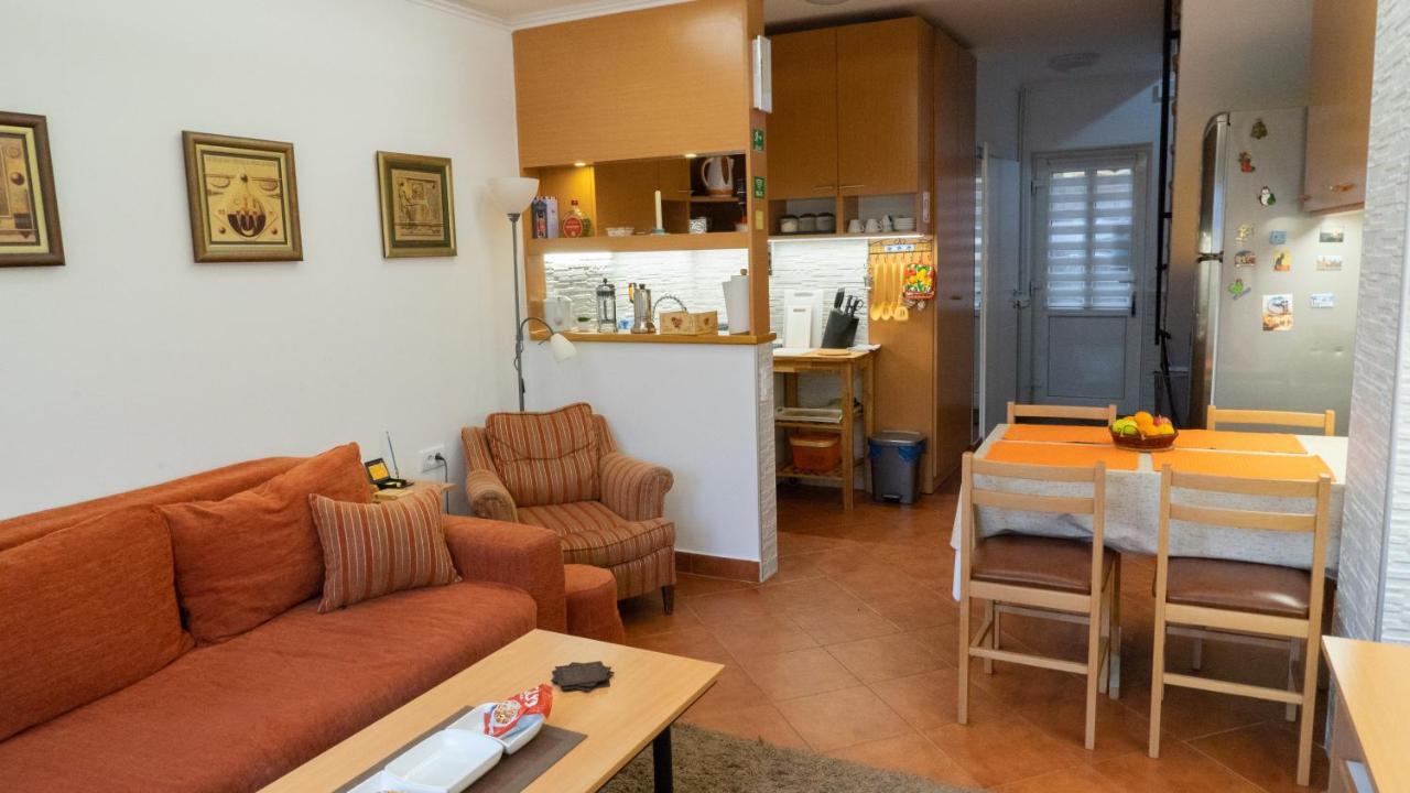 Apartment Akacija Gardens Beograd Ngoại thất bức ảnh