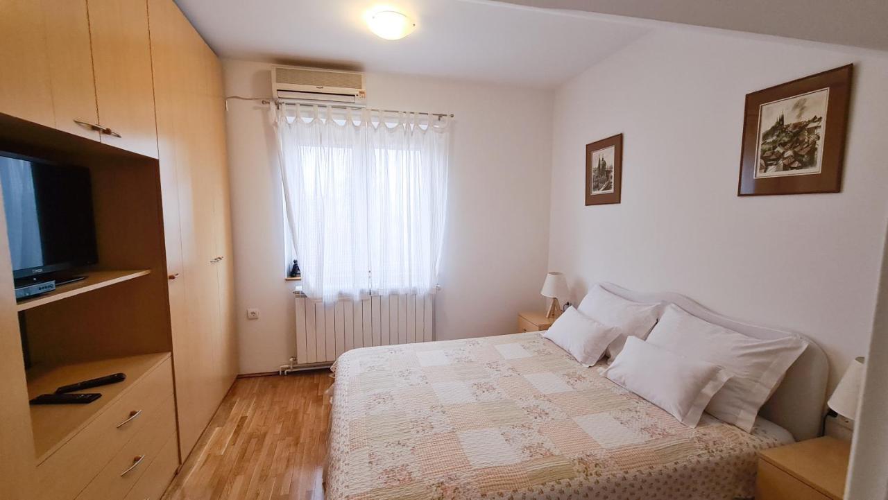 Apartment Akacija Gardens Beograd Ngoại thất bức ảnh