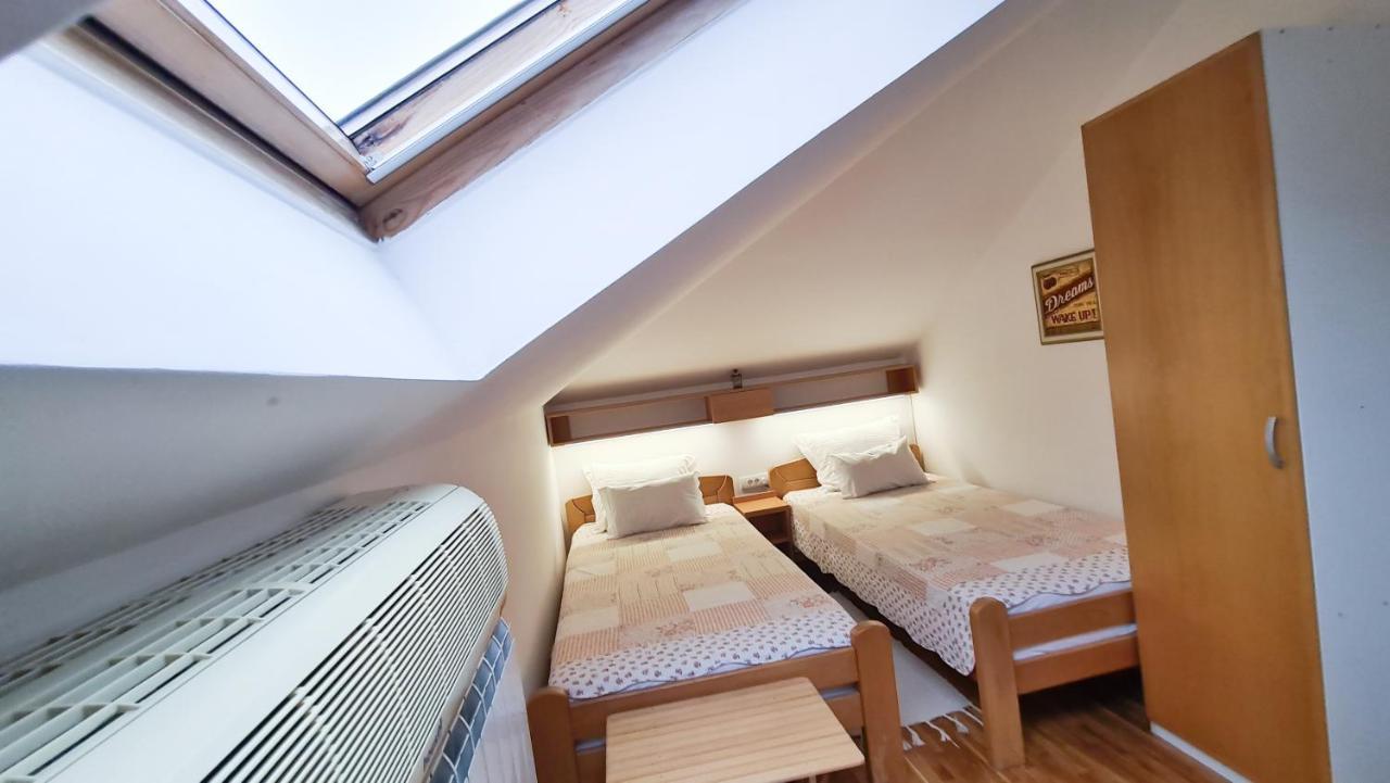 Apartment Akacija Gardens Beograd Ngoại thất bức ảnh